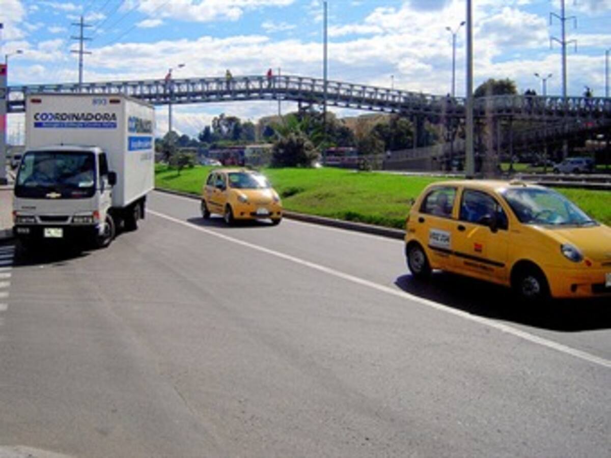Gremio de taxistas creará una aplicación para ciudadanos extranjeros