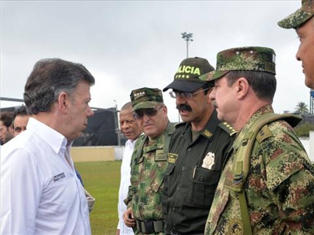 Santos reclama nuevamente a las Farc gestos reales de paz