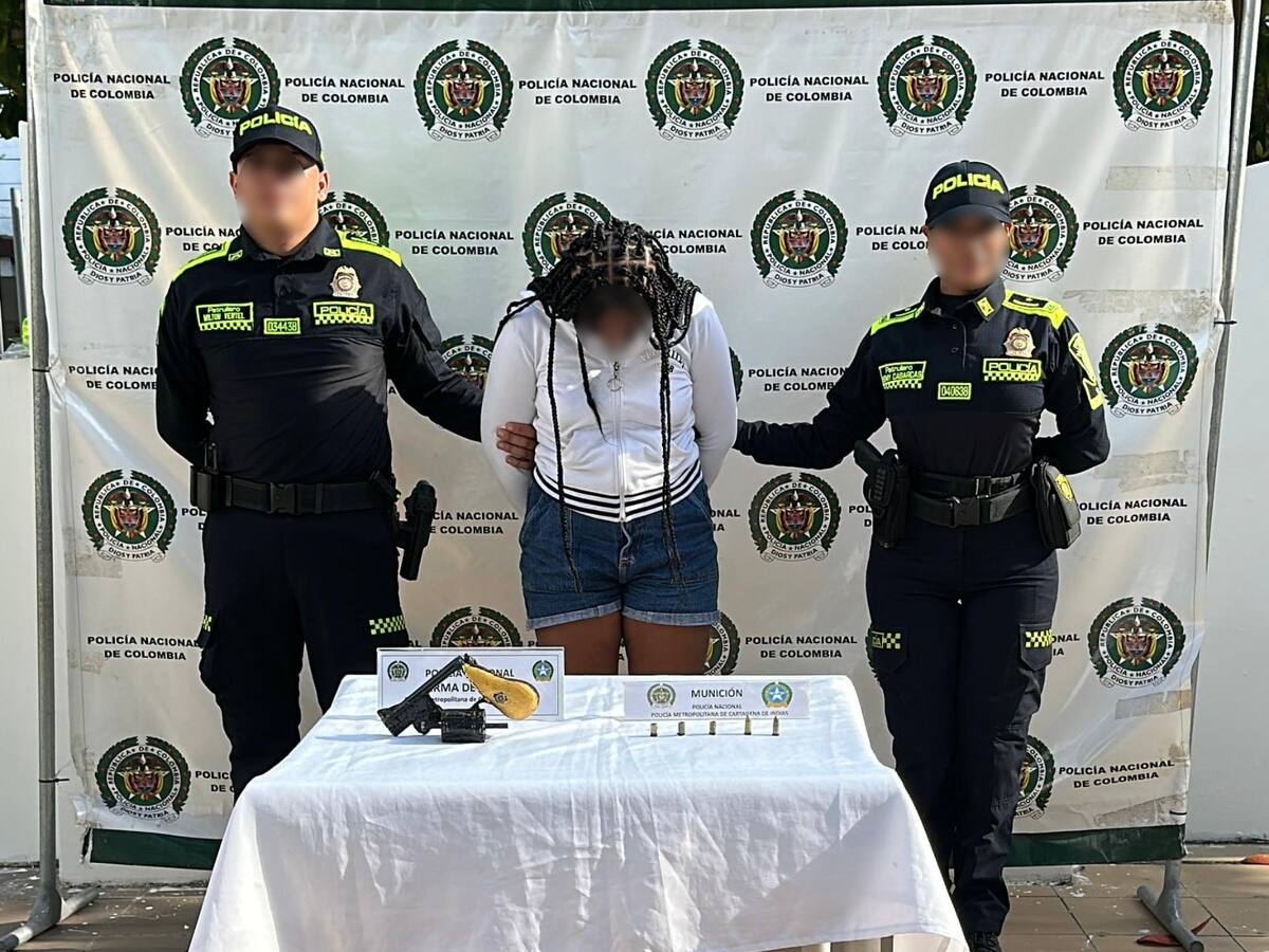 Cae ‘La Negra’ con un arma de fuego ilegal y cinco cartuchos