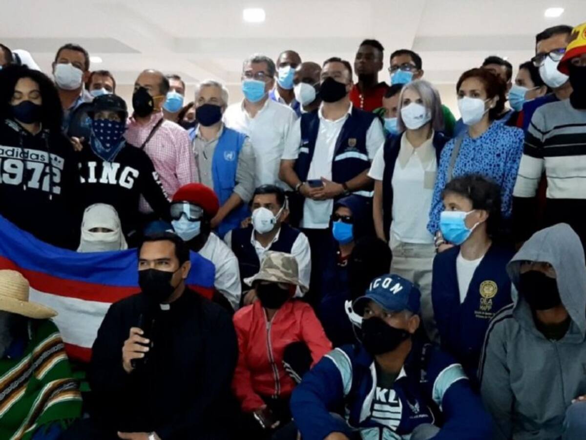 Inicia mesa de diálogo para la construcción de acuerdos con manifestantes