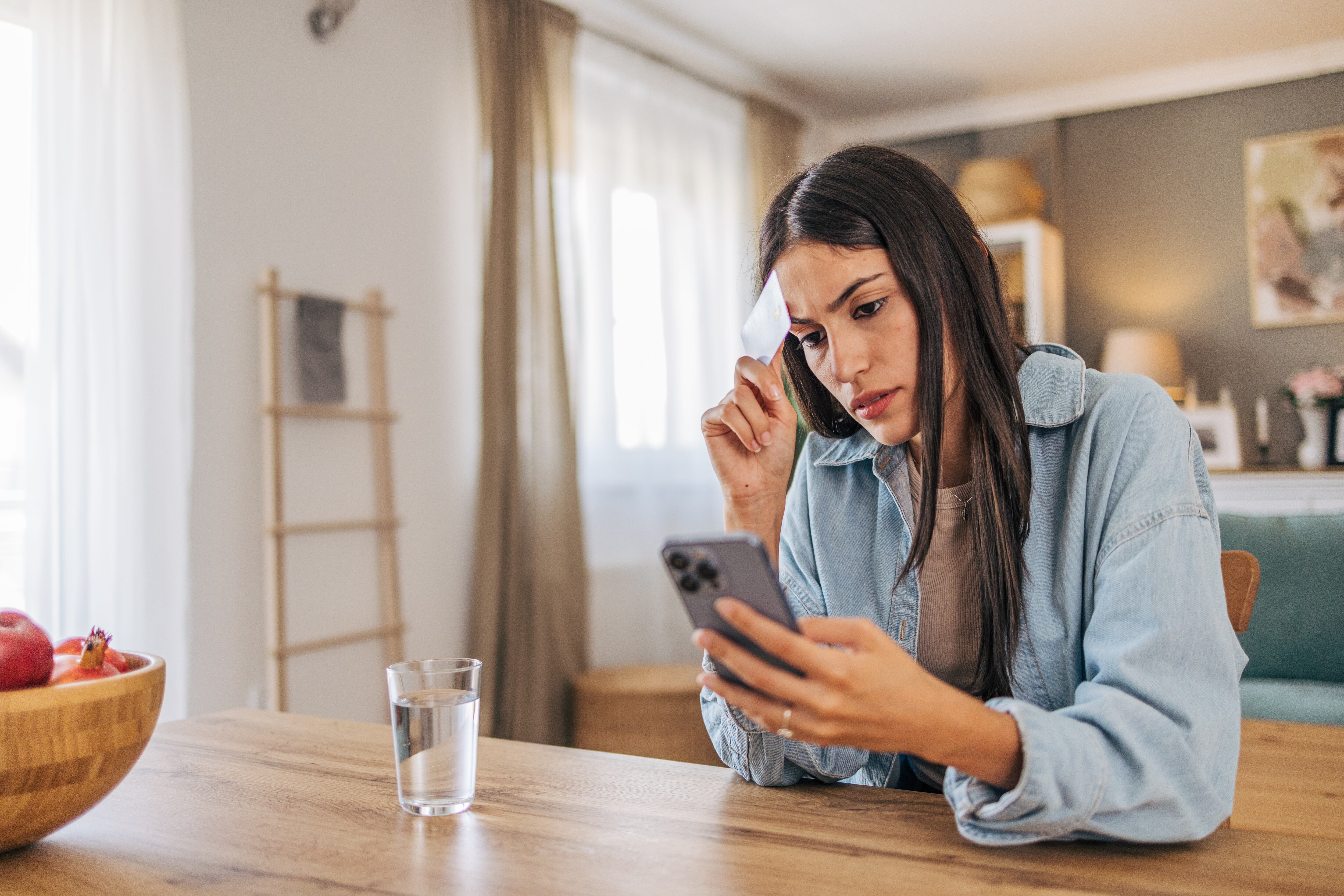 Descubra cómo puede obtener su SOAT en línea - Foto: Getty Images