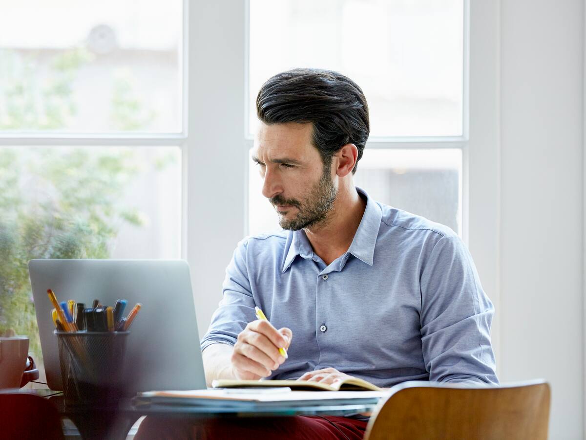 Invertir en educación se traduce en un incremento salarial promedio del 35%