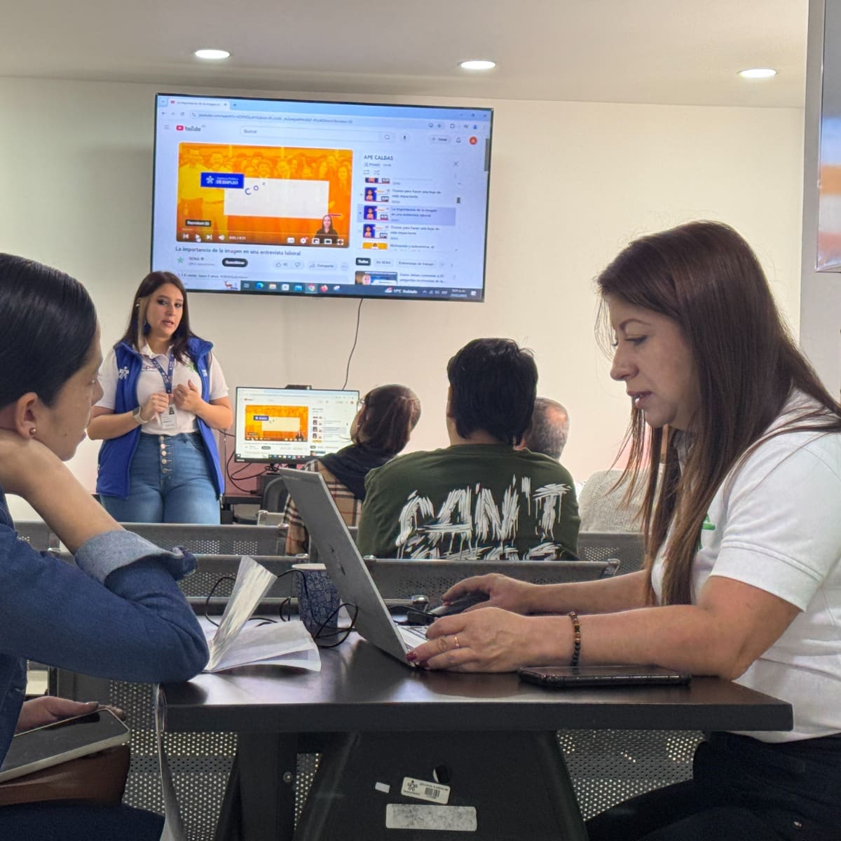 Jornada de empleo en Manizales para mujeres
