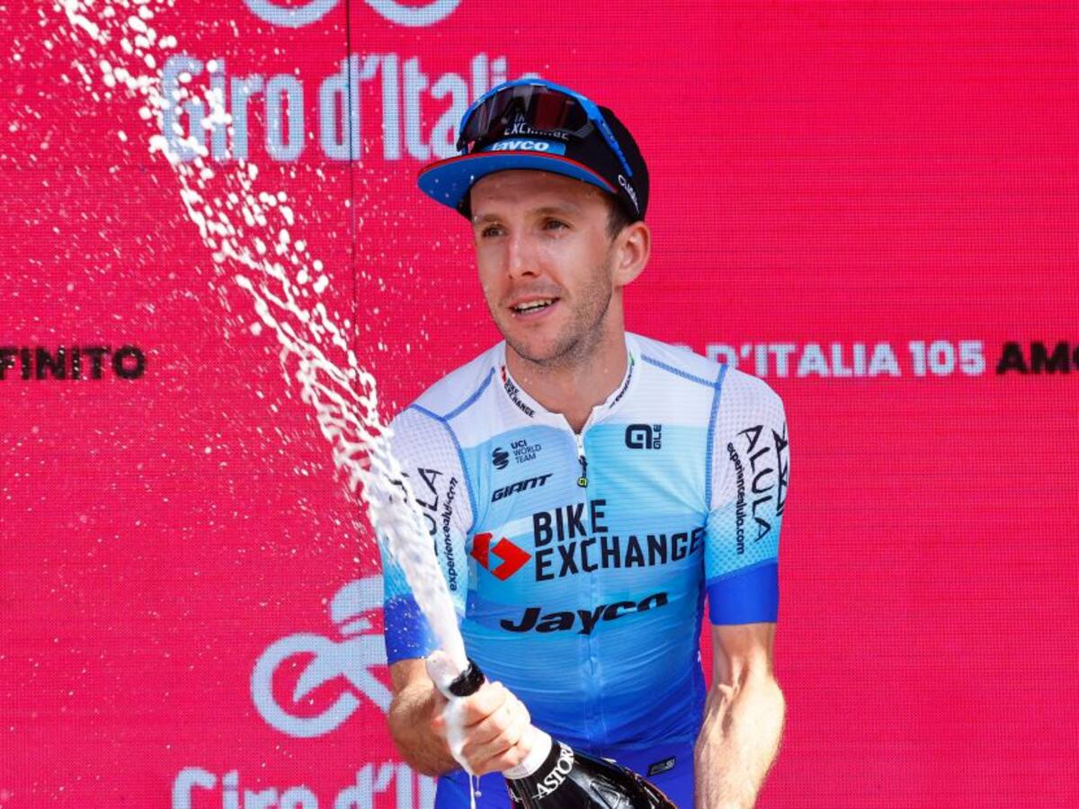 Simon Yates gana la etapa 14 del Giro y Carapaz es el nuevo líder