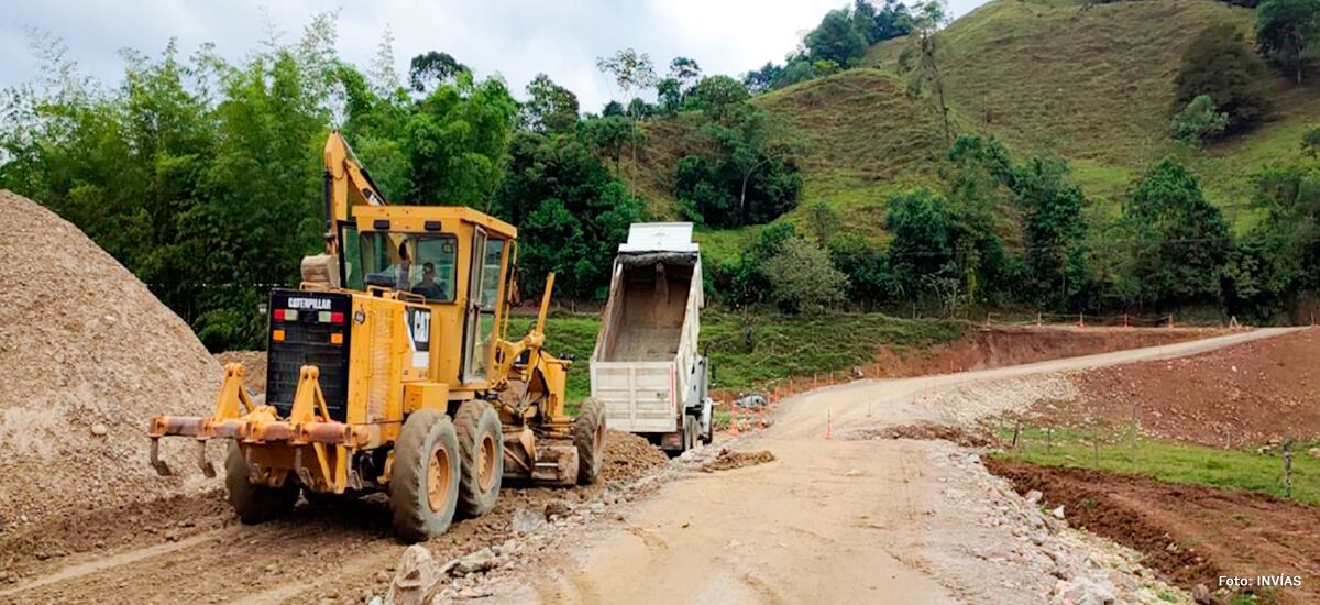 Obras en vía La Soberanía - Foto: Invías