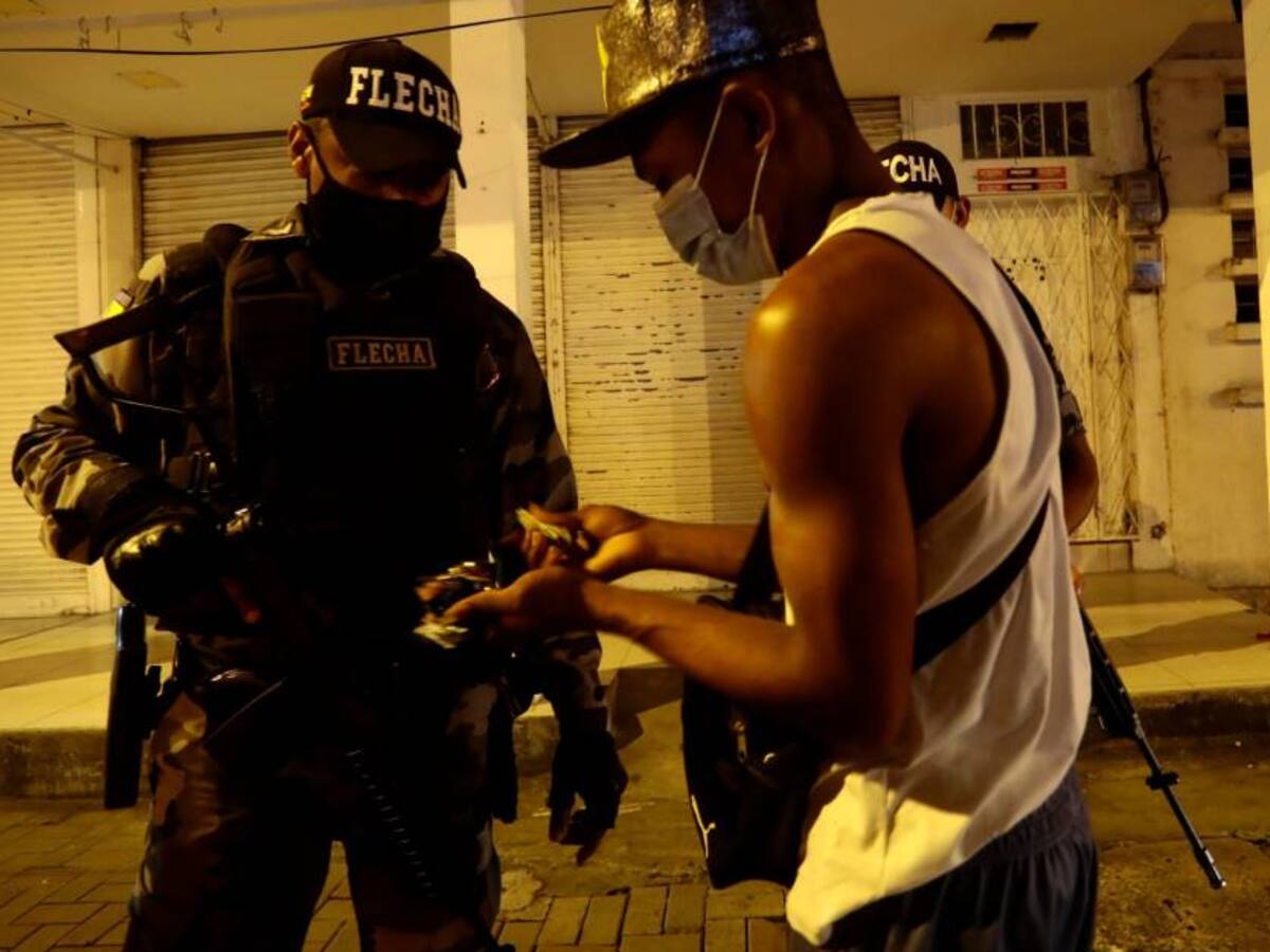 Denuncian atentado contra estación policial en frontera colombo-ecuatoriana