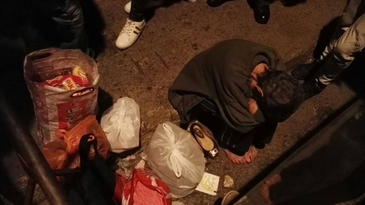 Mercados, ropa y enceres esperaban pasar los venezolanos que cruzaron la frontera para aprovisionarse ante el anuncio del cierre de frontera.