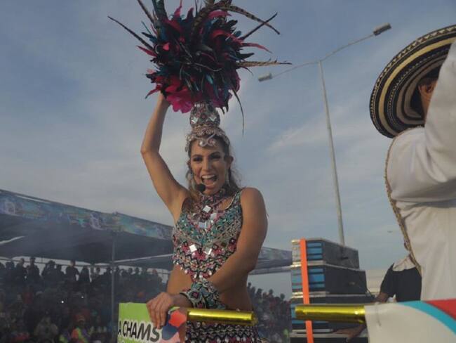 Reyes del Carnaval de Barranquilla participaron en desfile de Cartagena
