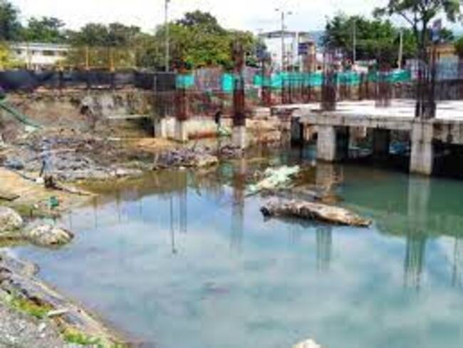 Las obras de las piscinas olímpicas no superan el 20%.