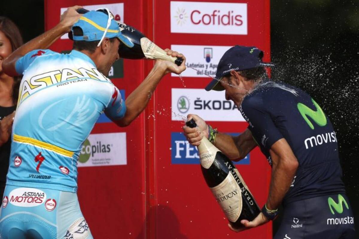 El estadounidense hizo realidad su sueño rojo en Cibeles, donde a sus casi 42 años levantó los brazos como vencedor de la Vuelta 2013.