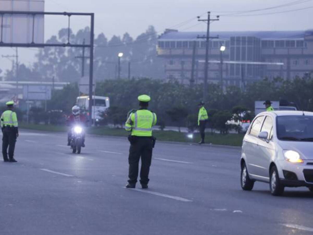 Avanza plan retorno con llegada masiva de vehículos en la autopista sur
