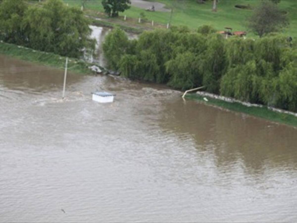 Minhacienda reconoce que ola invernal impactará precios de la canasta familiar
