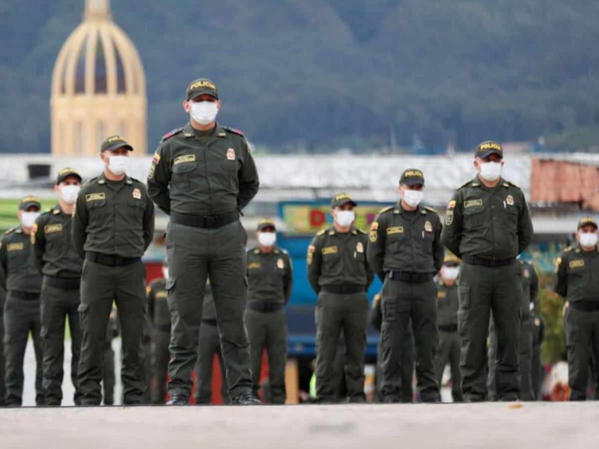 Llegaron a Bogotá 214 policías que reforzarán la seguridad en la ciudad