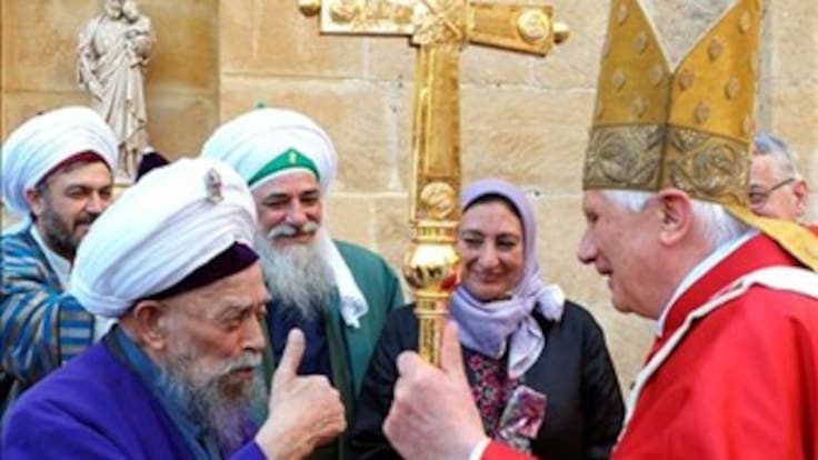 Benedicto XVI aboga por la paz en 'Tierra Santa'