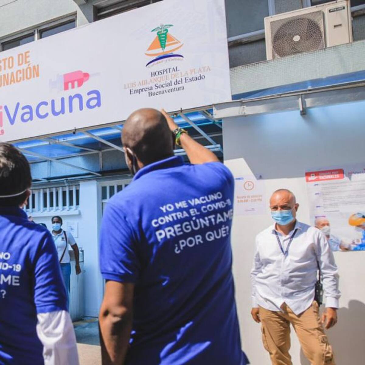 Ministro de Salud se comprometió con más vacunas para Buenaventura
