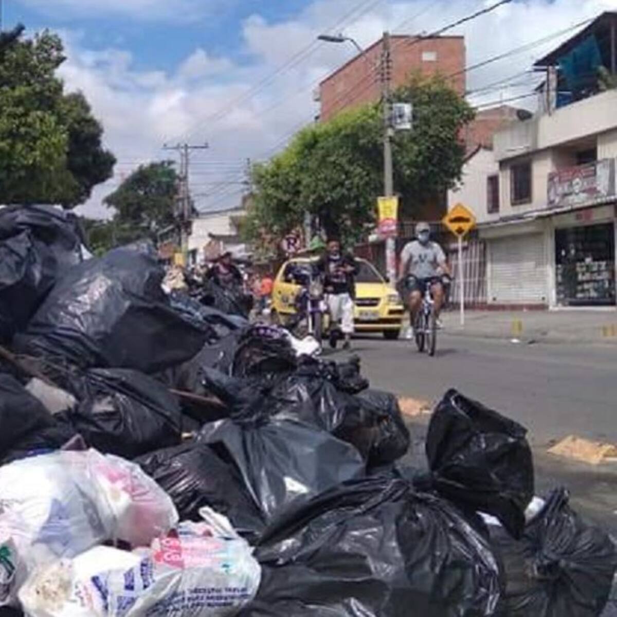 Hay que sacar más de 20 mil toneladas de residuos sólidos de Cali
