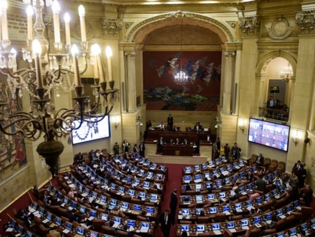 ¿Usted qué opina sobre las vacaciones del Congreso?. Foto: Colprensa / RAUL ARBOLEDA