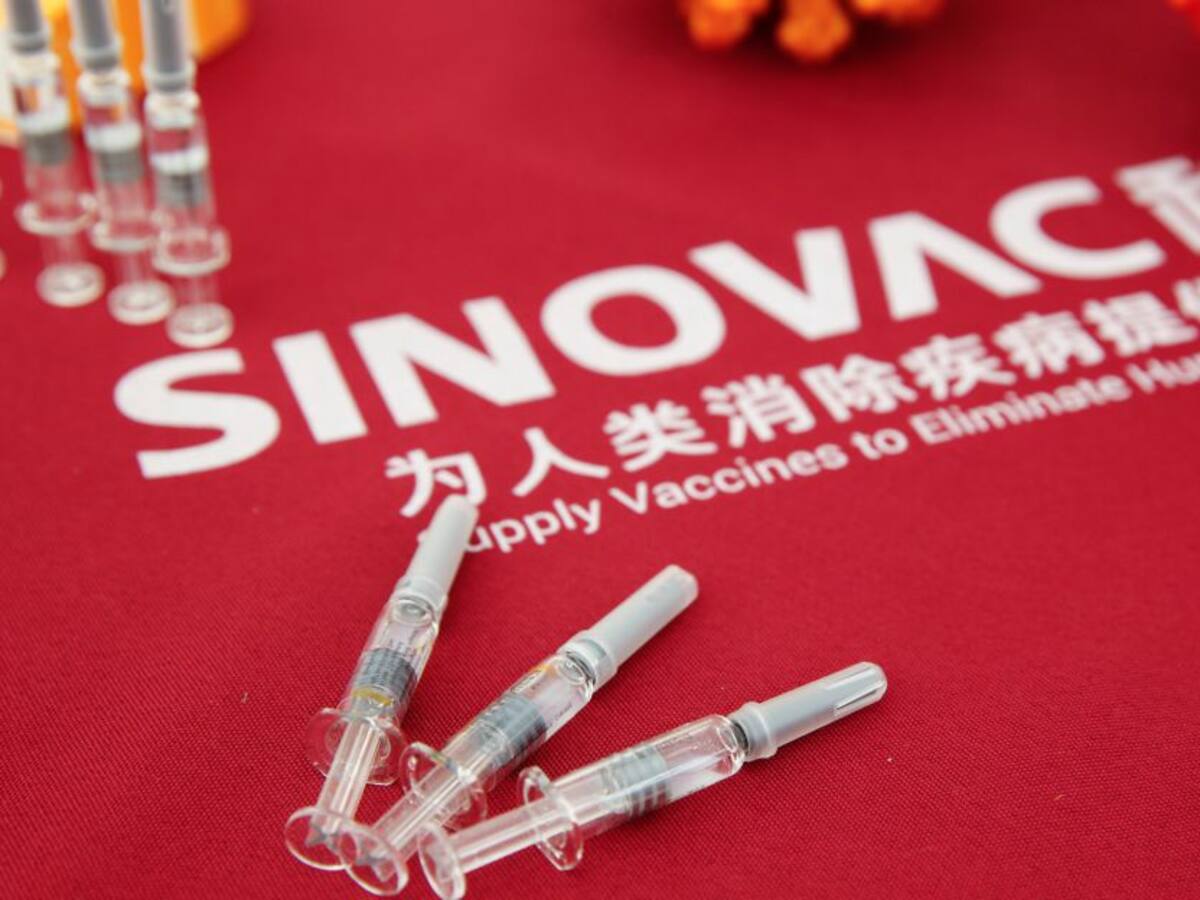 Una vacuna china estaría lista para aplicación masiva a comienzos de 2021