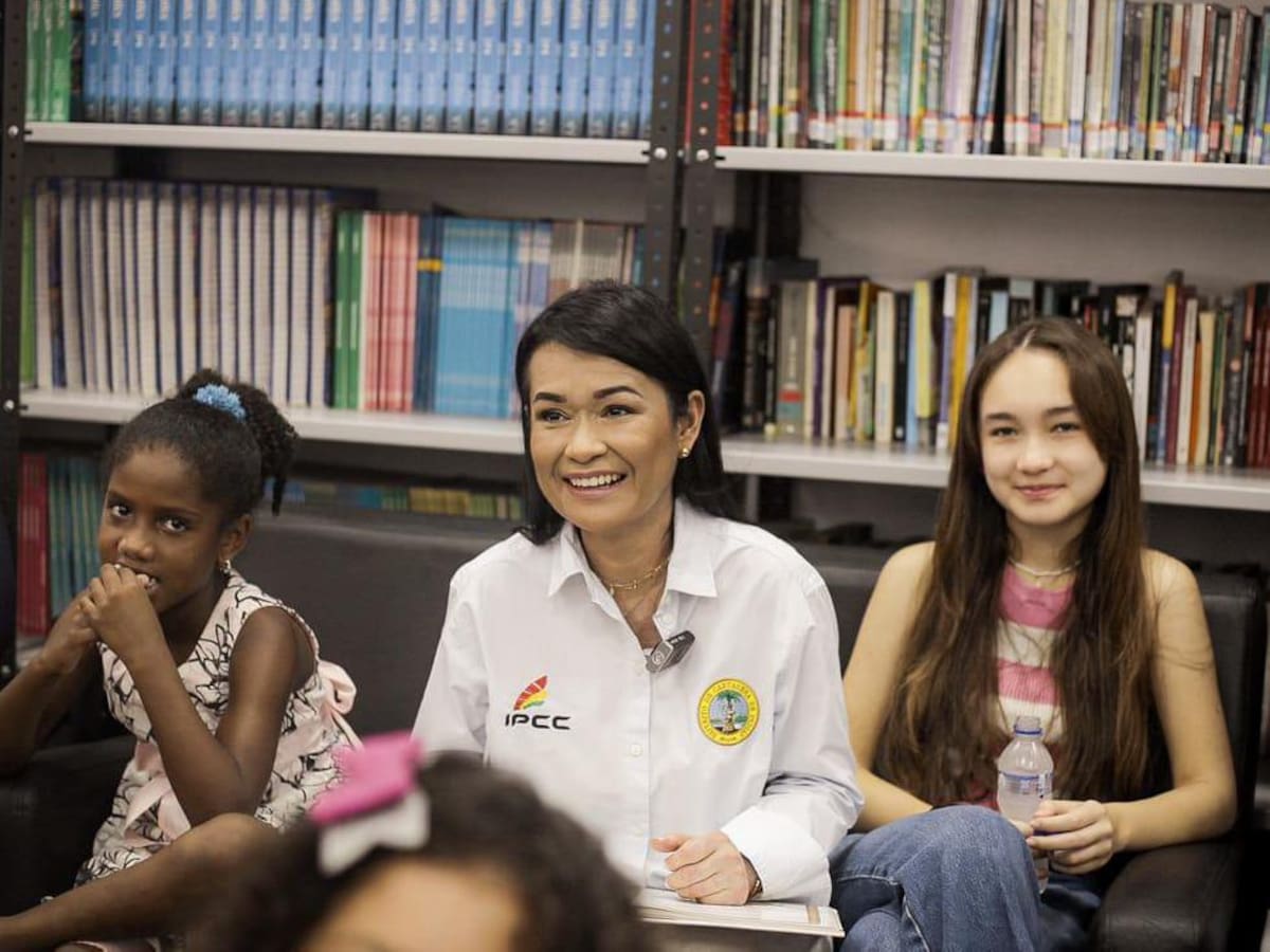 Lectura y escritura en barrios de Cartagena conmemoran Día del Idioma y Día del Libro