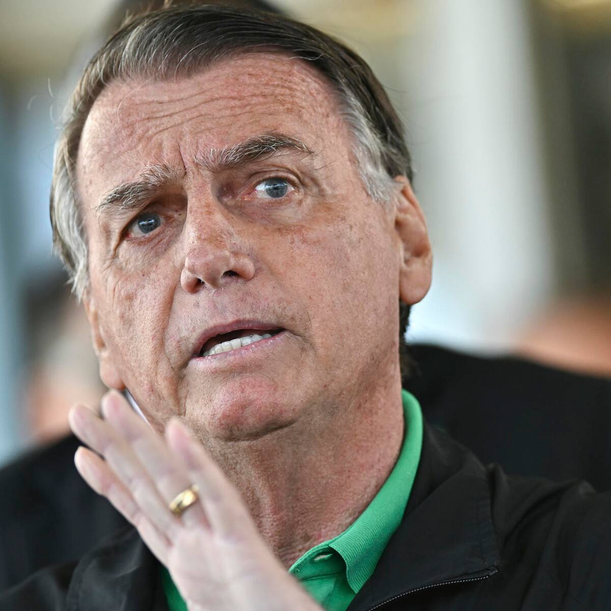 ¿Por qué Bolsonaro dejó la prisión domiciliaria a pocas semanas del veredicto por presunto golpismo?
