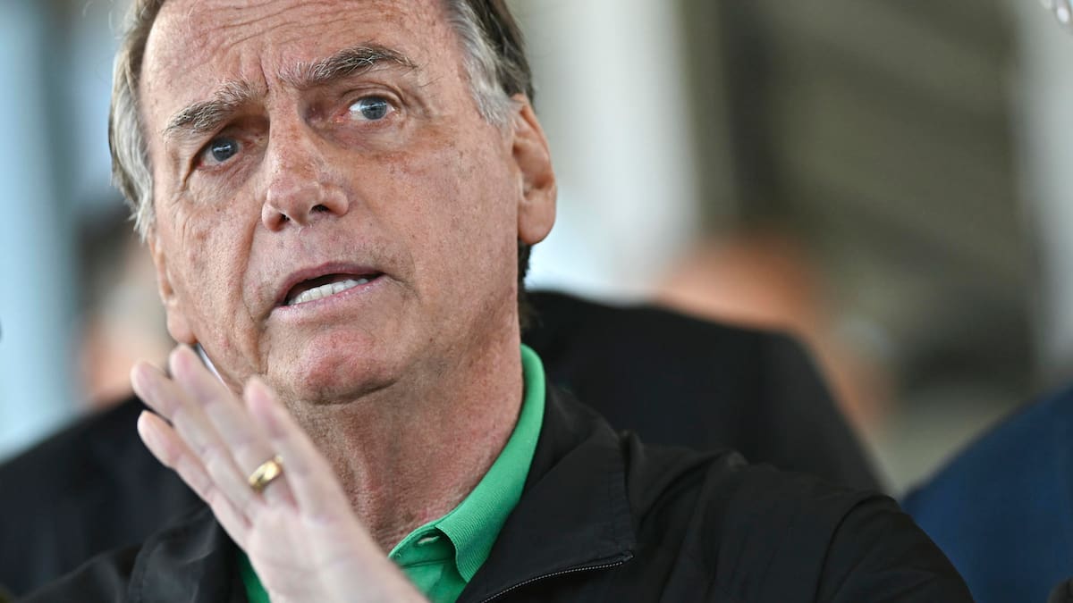 ¿Por qué Bolsonaro dejó la prisión domiciliaria a pocas semanas del veredicto por presunto golpismo?