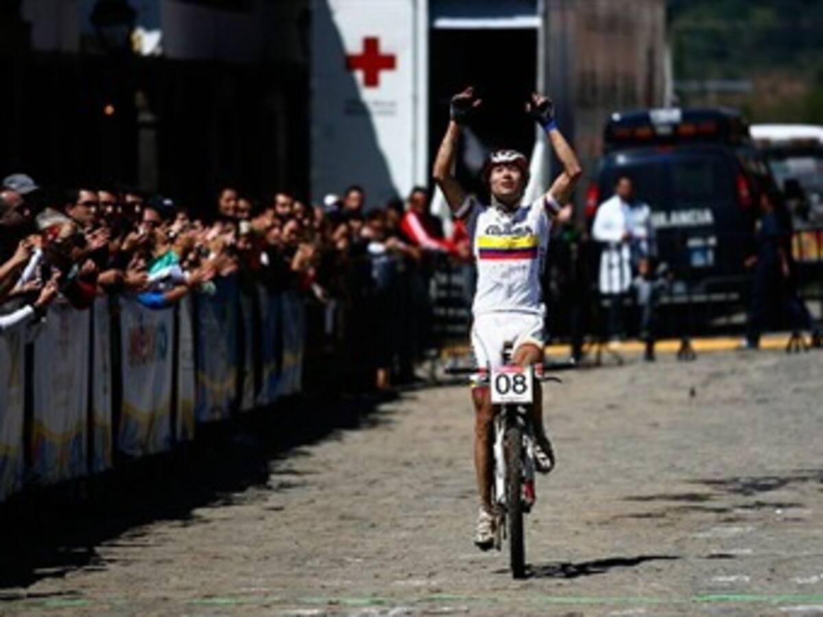 Leonardo Páez le da la primera medalla de oro a Colombia