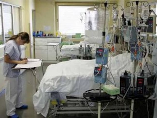 Médicos exigen que EPS corruptas e ineficientes sean intervenidas y desaparezcan