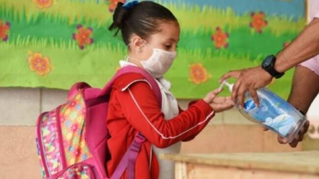 Incertidumbre por decisión del gobierno de retorno a clases presenciales