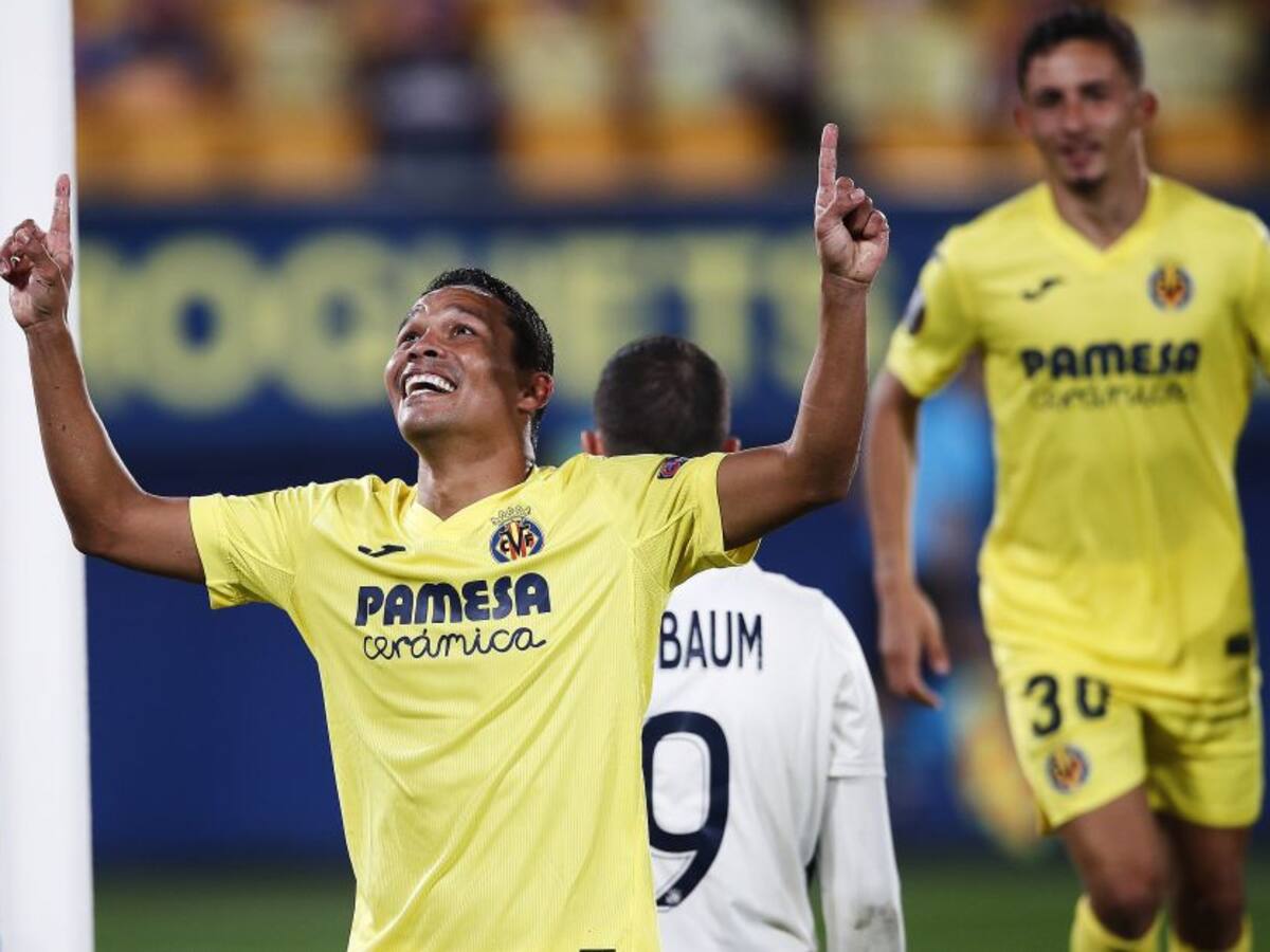 Carlos Bacca anota su primer gol tras la lesión con Villarreal