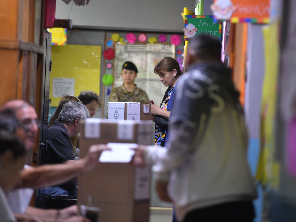 Inteligencia Artificial llega a afectar la campaña electoral: ¿cuáles son los riesgos?