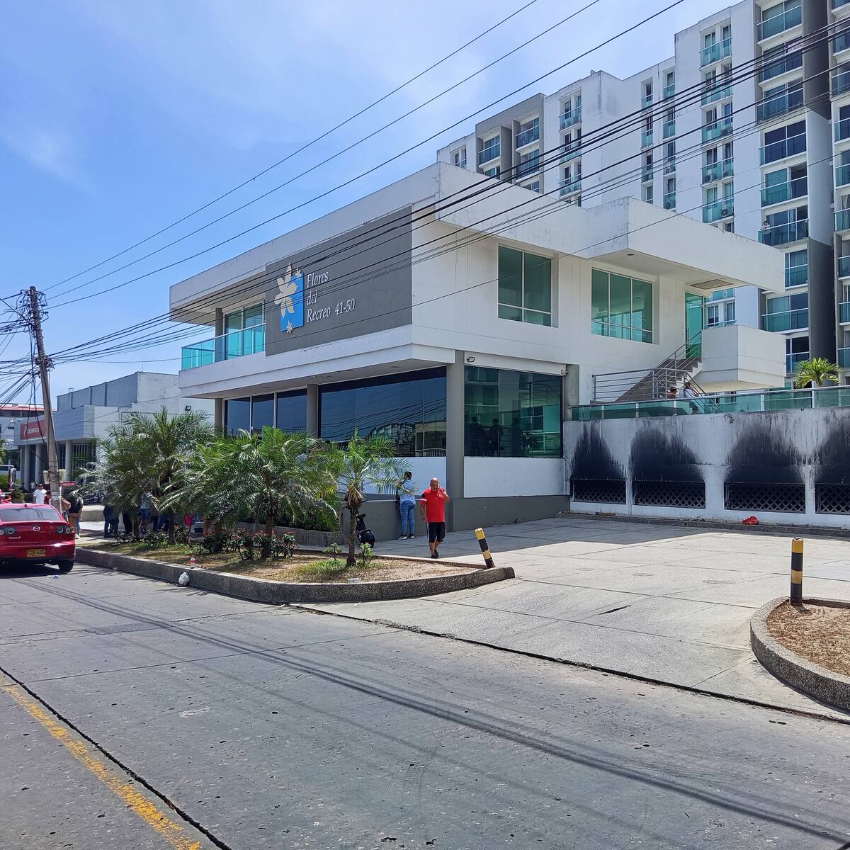 Asciende a cinco las personas muertas por incendio en el edificio Flores del Recreo en Barranquilla