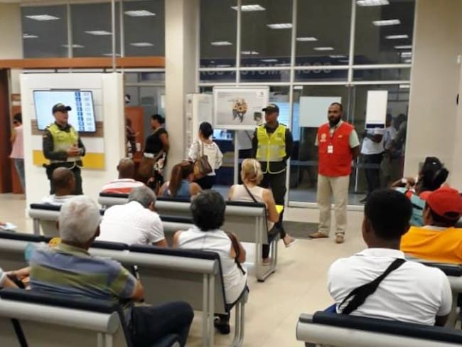 Policía de Cartagena busca fortalecer seguridad a usuarios bancarios