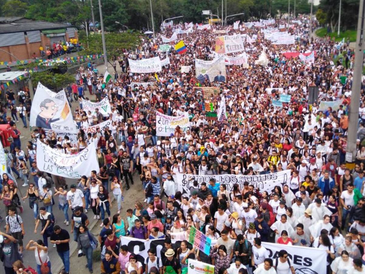Estudiantes nuevamente a la calle este jueves
