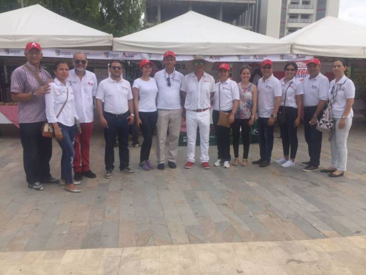 Con mercado campesino gobernación apoya el agro