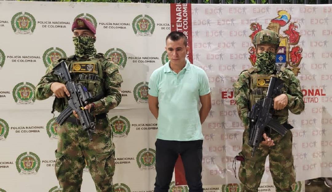 Carlos Julio Bernal Vanegas-Alias 'Pelo'