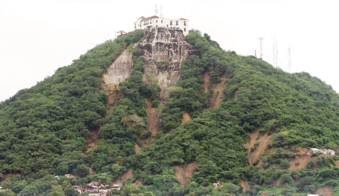 Las Fiestas Patronales de la Virgen de la Candelaria, se festejan en Cartagena desde el 24 de enero hasta el 6 de febrero