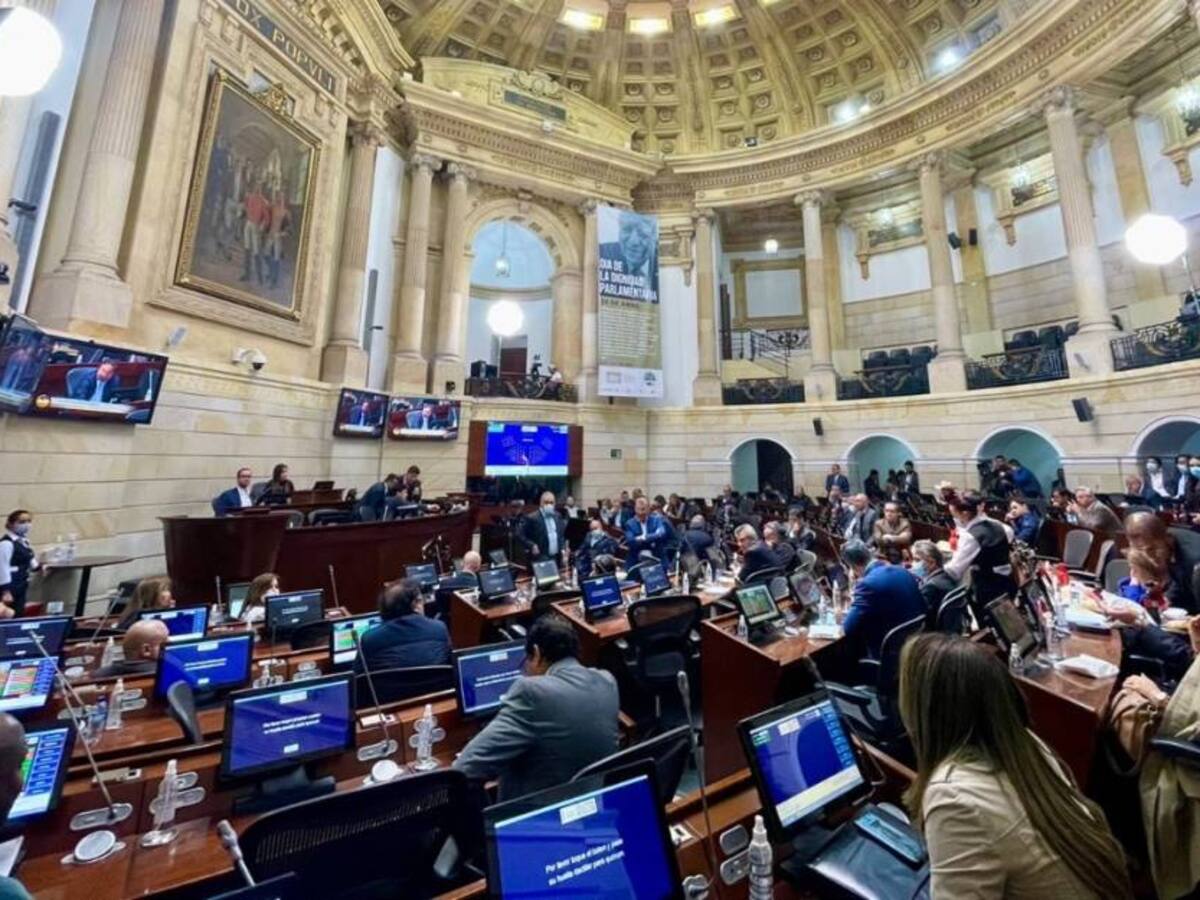 Primer debate en plenaria de Senado será sobre tarifas de energía