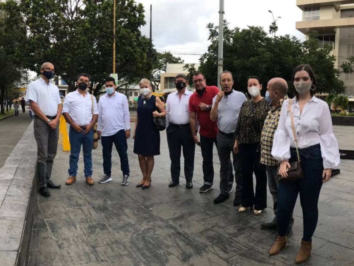 9.900 firmas deberá recoger el comité de revocatoria contra alcalde Armenia