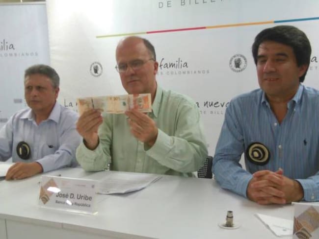 José Darío Uribe en el lanzamiento del billete de $20.000