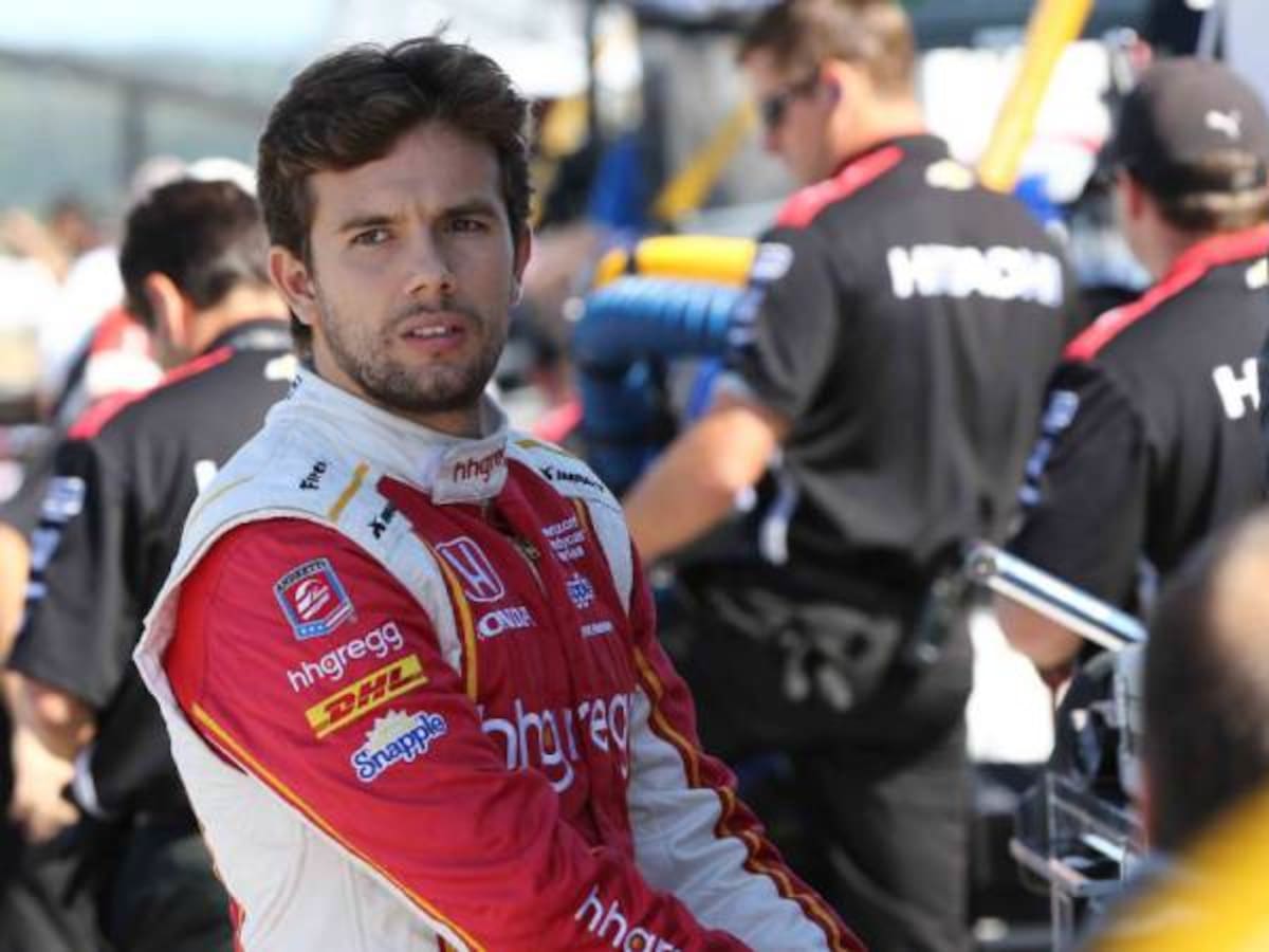 Carlos Muñoz, piloto que creció con Star Collection en mano