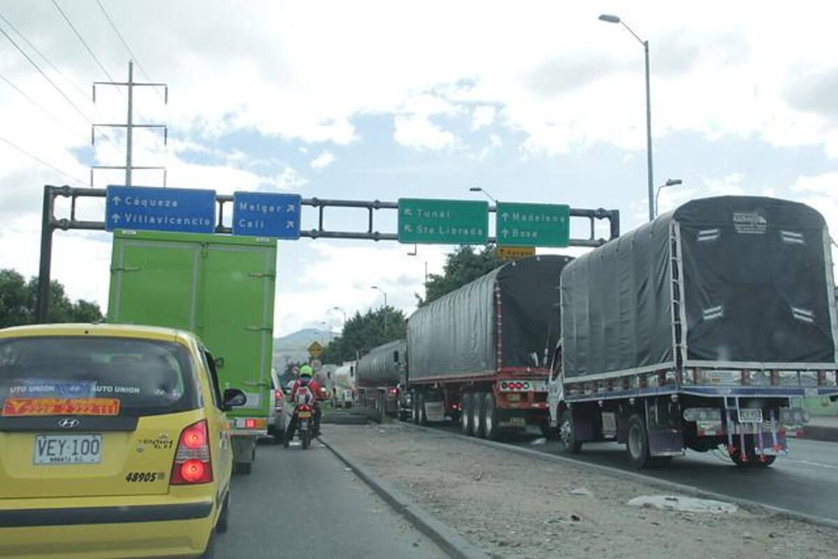 Desde el 24 de diciembre la terminal de transporte y el aeropuerto El Dorado han estado con gran afluencia de pasajeros que irán a otras ciudades o países para disfrutar de las fiestas de esta época. Fin de año no será la excepción.