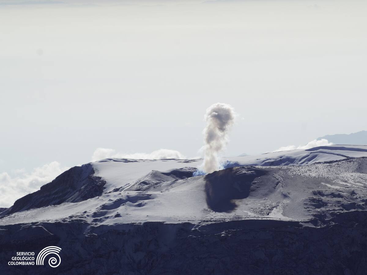 Listo el protocolo de comunicación en Caldas en caso de una erupción del Volcán