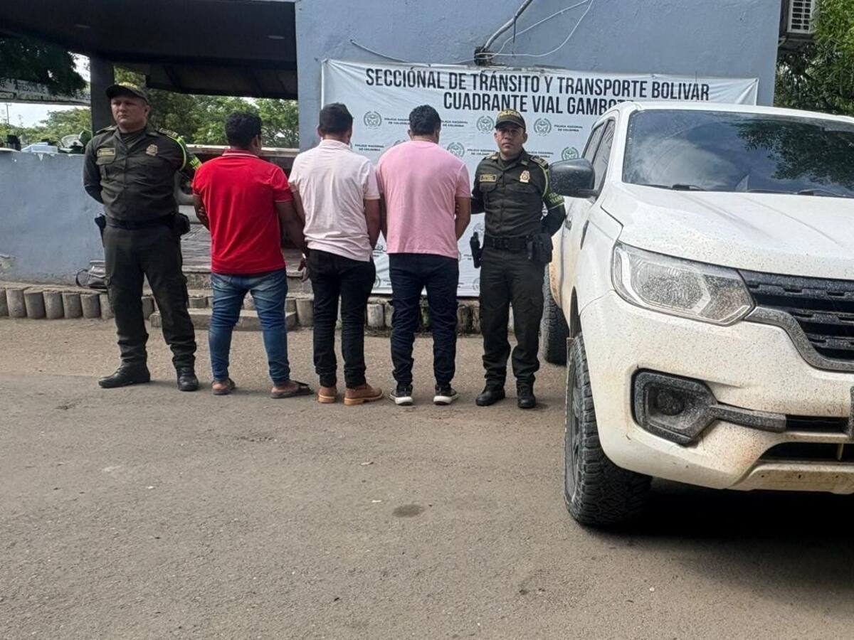 Tres capturados por hurto de camioneta dejó operativo de la Policía en Bolívar
