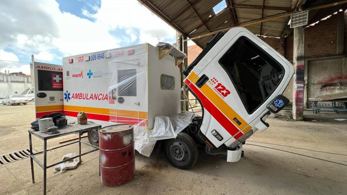 Contraloría inicia auditoría a la Sec. Salud por furgones adaptados como ambulancias