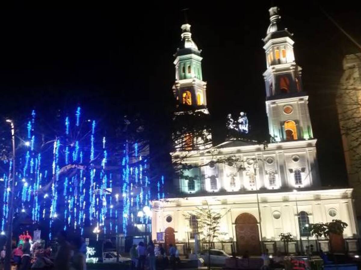 Alumbrado navideño se encenderá en Bucaramanga solo 5 horas cada día