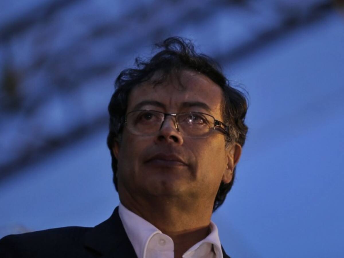 Gustavo Petro confunde a actor porno con un campeón de física cuántica