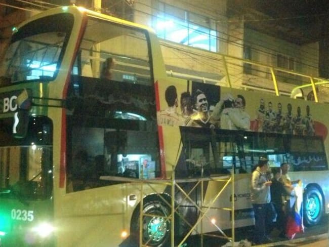 Este es el bus en el que será recibida la Selección Colombia en Bogotá