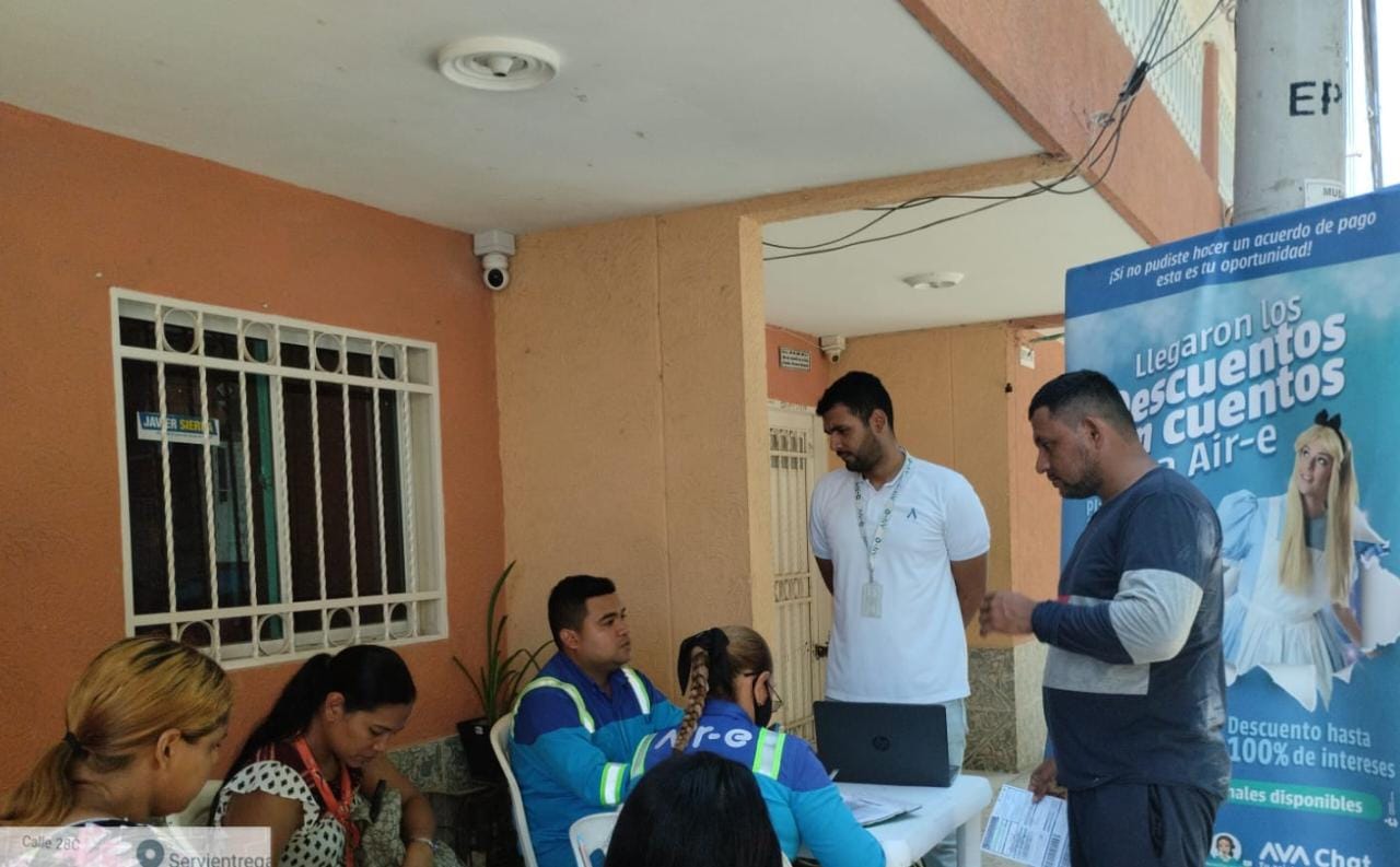 Boulevard de las Rosas en Santa Marta . Air-e