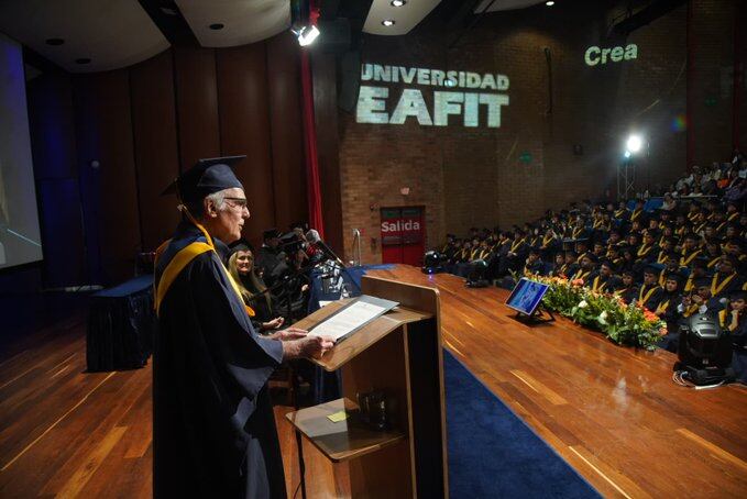 Hernán Octavio Moreno Mora en la ceremonia de graduación de la Universidad EAFIT. Foto: EAFIT.