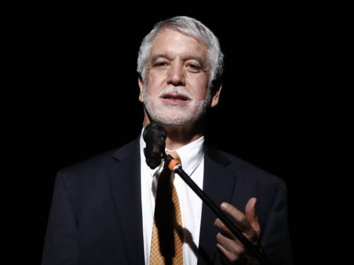 Peñalosa reiteró que la ciudad tiene que crecer hacia Mosquera